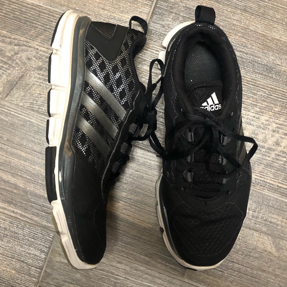 Adidas running shoes - men size 6.5, women 8.5